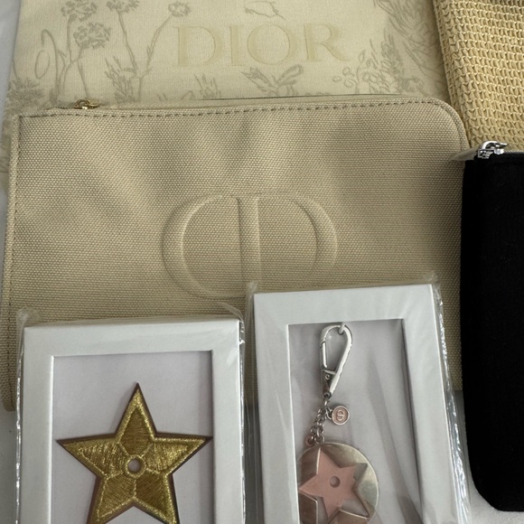 Dior Accessory Set - Picture 2 of 5